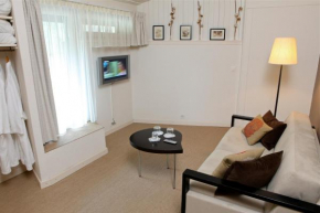 Hotels in Bex